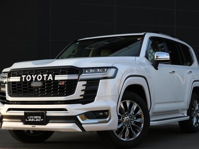 TOYOTA LAND CRUISER 300 - 1