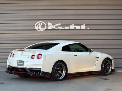 NISSAN GT-R - 9