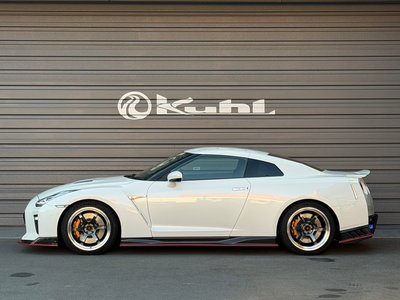 NISSAN GT-R - 6