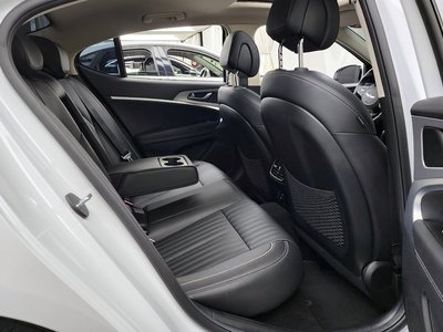 صورة مصغرة 12 لـ 2022 Genesis THE NEW G70