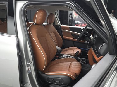 MINI COUNTRYMAN - 10