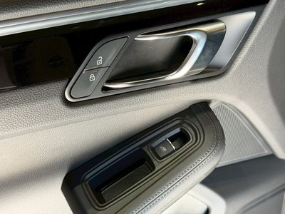 2022 Porsche MACAN — миниатюра 62