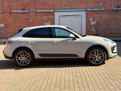 2022 Porsche MACAN — фото 10