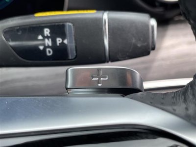 MERCEDES-BENZ E-CLASS - 9