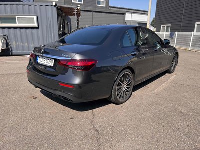 MERCEDES-BENZ E-CLASS - 4