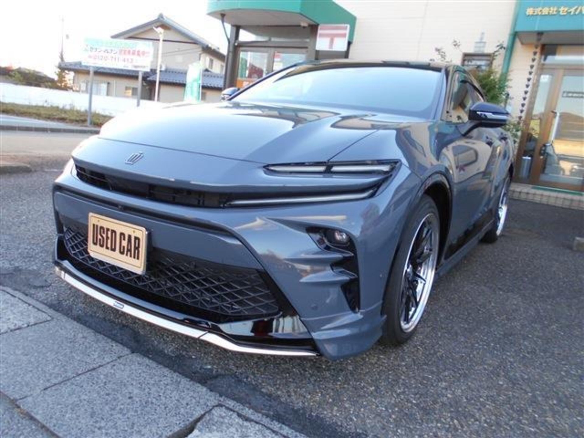 TOYOTA CROWN SPORT - View 1