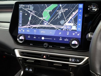 صورة 5 لـ 2023 Lexus RX