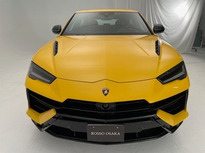 LAMBORGHINI URUS - 6