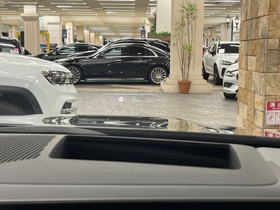2025 BMW 5 SERIES — миниатюра 19