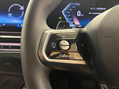 2025 BMW 5 SERIES — миниатюра 21