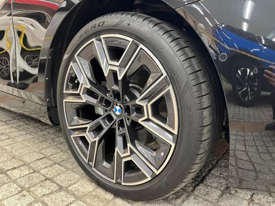 2025 BMW 5 SERIES — миниатюра 53