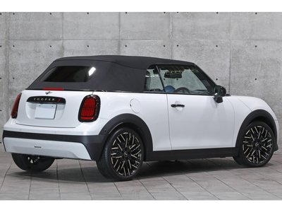 MINI CONVERTIBLE - 2