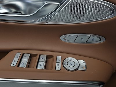 صورة مصغرة 27 لـ 2023 Genesis GV70