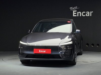 TESLA MODEL Y - 2