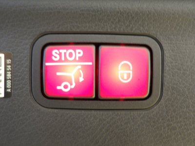 MERCEDES-BENZ EQS - 6