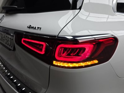 MERCEDES-BENZ GLS - 10