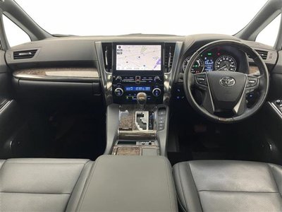 TOYOTA ALPHARD - 2
