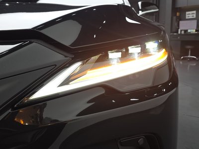 LEXUS RX - 9