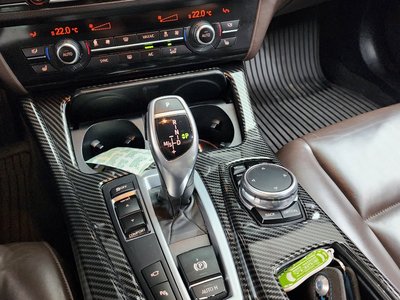 2016 BMW 5 SERIES photo 9