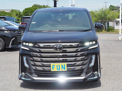 TOYOTA VELLFIRE - 2