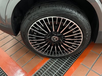 MERCEDES-BENZ EQA - 7