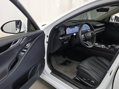 GENESIS G80 (RG3) - 10