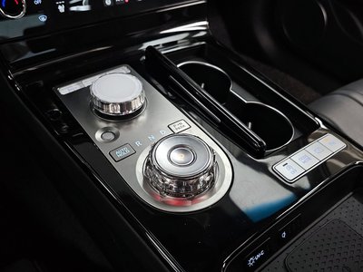 GENESIS G80 (RG3) - 9