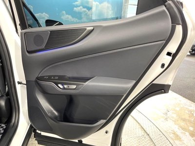 صورة مصغرة 43 لـ 2024 Lexus NX