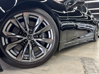 2018 Lexus LS thumbnail 24