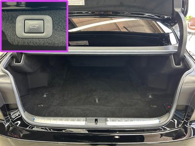 2018 Lexus LS thumbnail 18