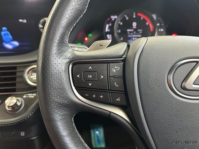 2018 Lexus LS thumbnail 28
