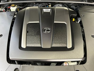 2018 Lexus LS thumbnail 19