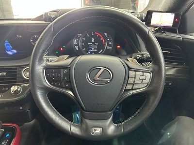 2018 Lexus LS thumbnail 27