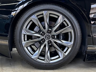 2018 Lexus LS thumbnail 26