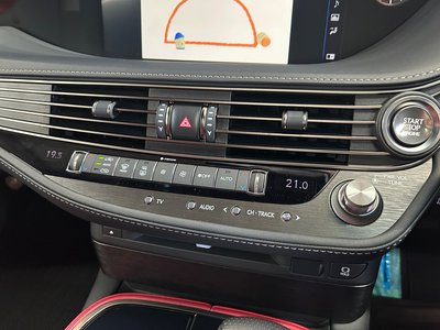 2018 Lexus LS thumbnail 47