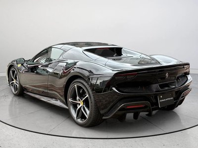 صورة 8 لـ 2023 Ferrari 296 GTS