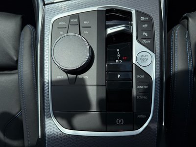 صورة مصغرة 39 لـ 2024 BMW 3 SERIES