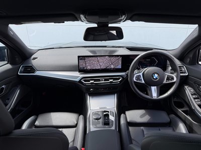 صورة مصغرة 15 لـ 2024 BMW 3 SERIES