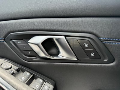 صورة مصغرة 22 لـ 2024 BMW 3 SERIES