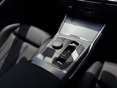 صورة مصغرة 38 لـ 2024 BMW 3 SERIES
