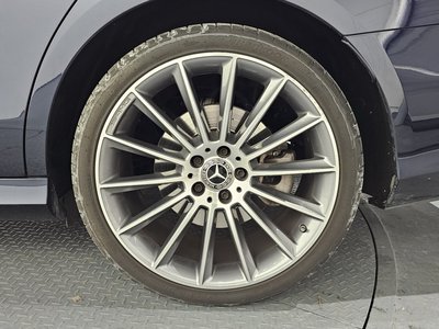 MERCEDES-BENZ E-CLASS - 6