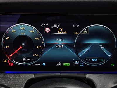 MERCEDES-BENZ E-CLASS - 8