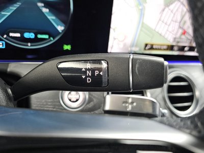 MERCEDES-BENZ E-CLASS - 9