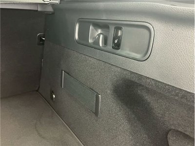 2025 Mercedes-BENZ GLC AMG 缩略图 23