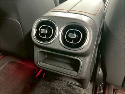 2025 Mercedes-BENZ GLC AMG 缩略图 32