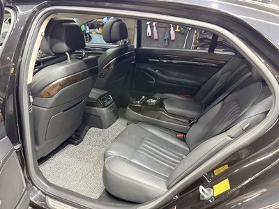 2019 Genesis G90 — фото 8