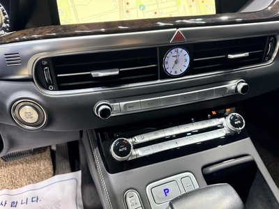 صورة مصغرة 11 لـ 2019 Genesis G90