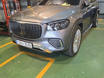 2025 Mercedes-BENZ GLS 照片 1