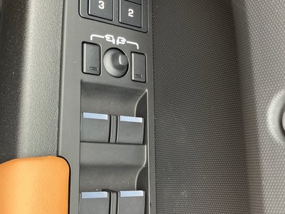 2024 LAND Rover DEFENDER — миниатюра 82