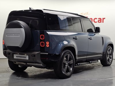 LAND ROVER DEFENDER - 3